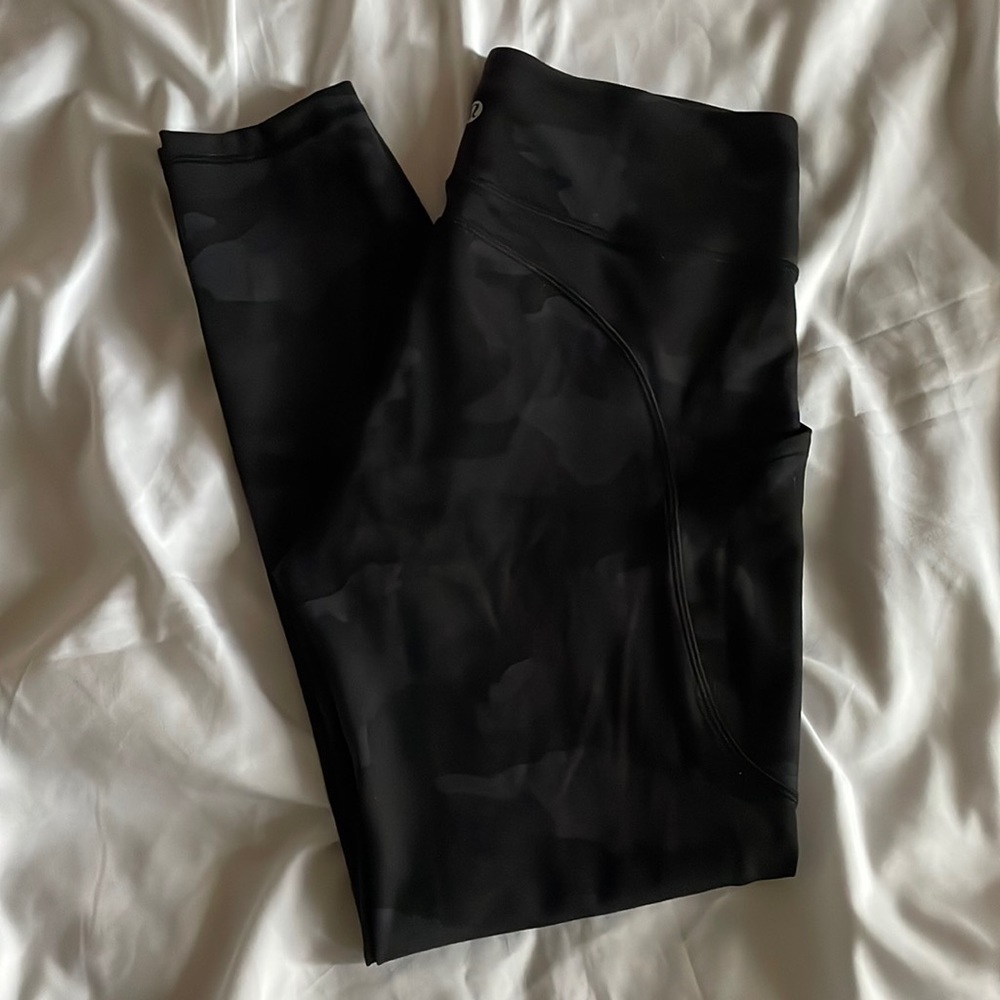 LULULEMON CAMO LEGGINGS